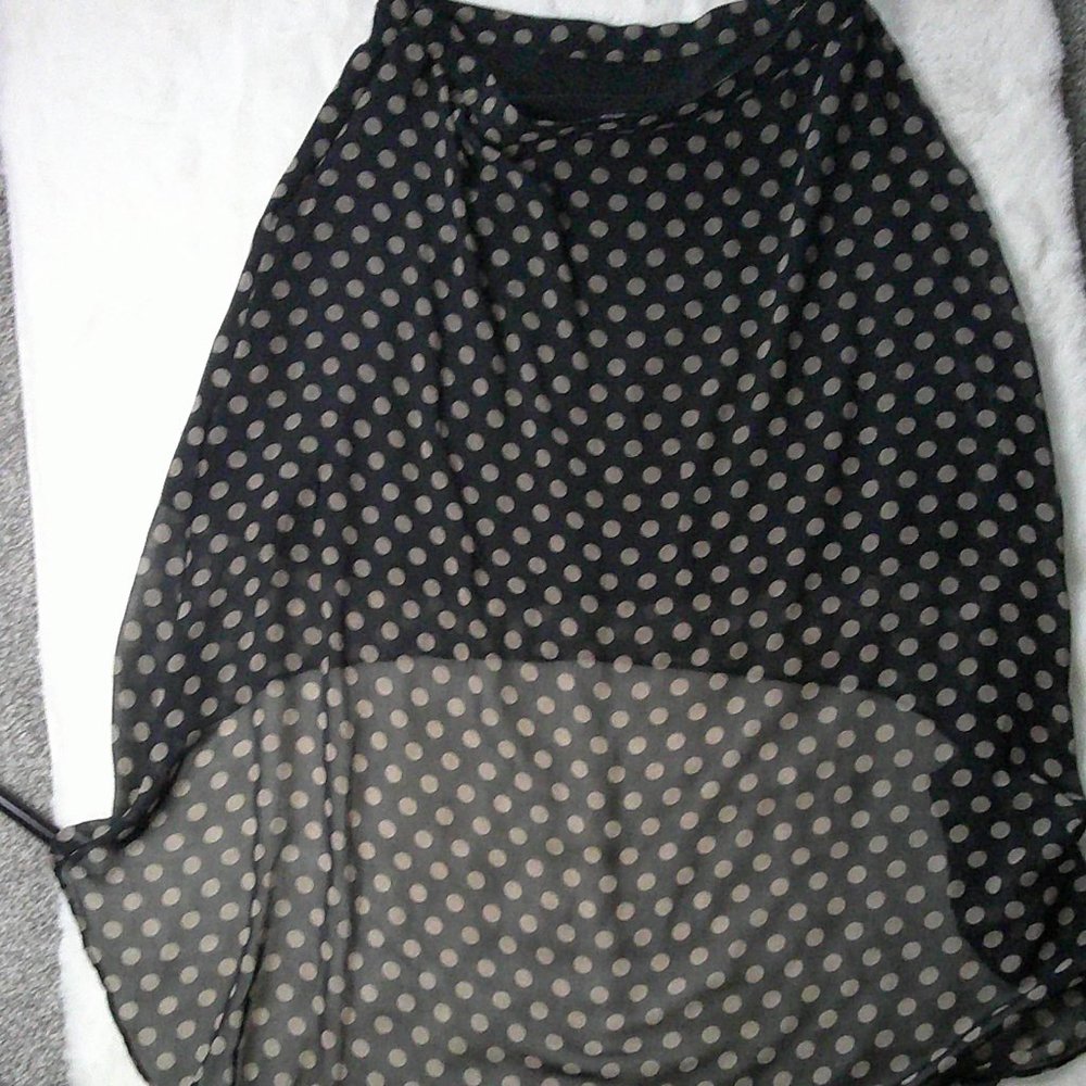 Forever 21 - High low sheer polka dot skirt - Size Large - Picture 7 of 7